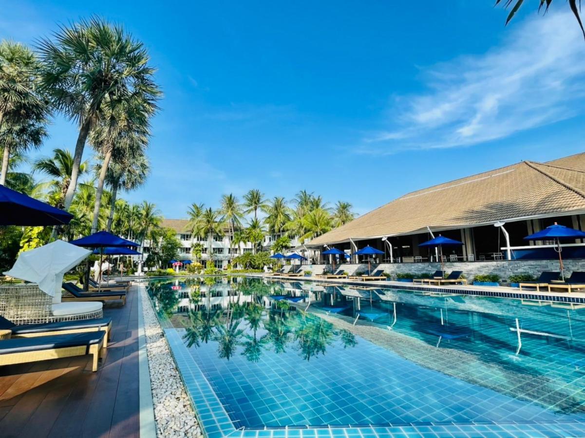 Nh Boat Lagoon Phuket Resort Eksteriør billede