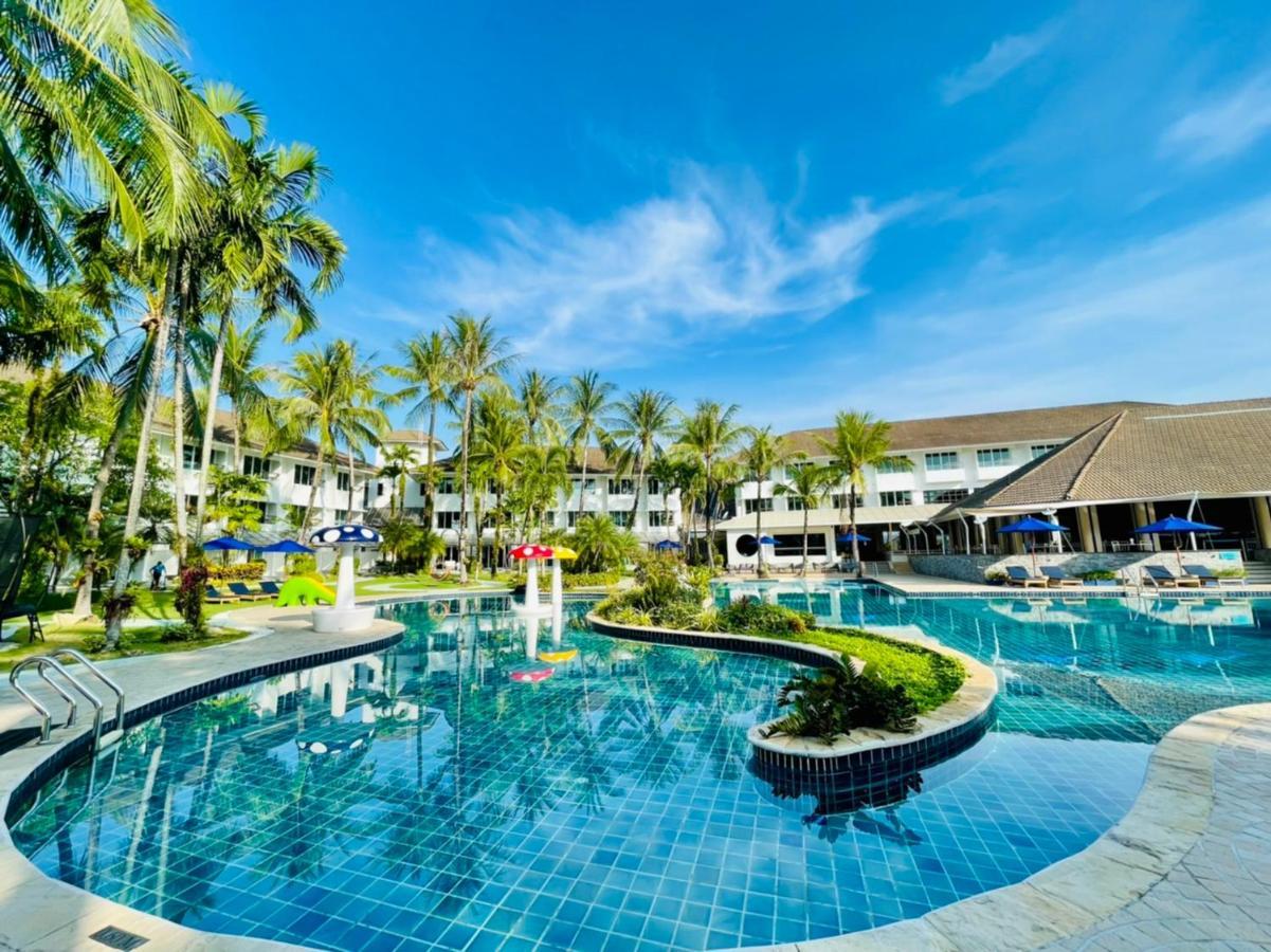 Nh Boat Lagoon Phuket Resort Eksteriør billede