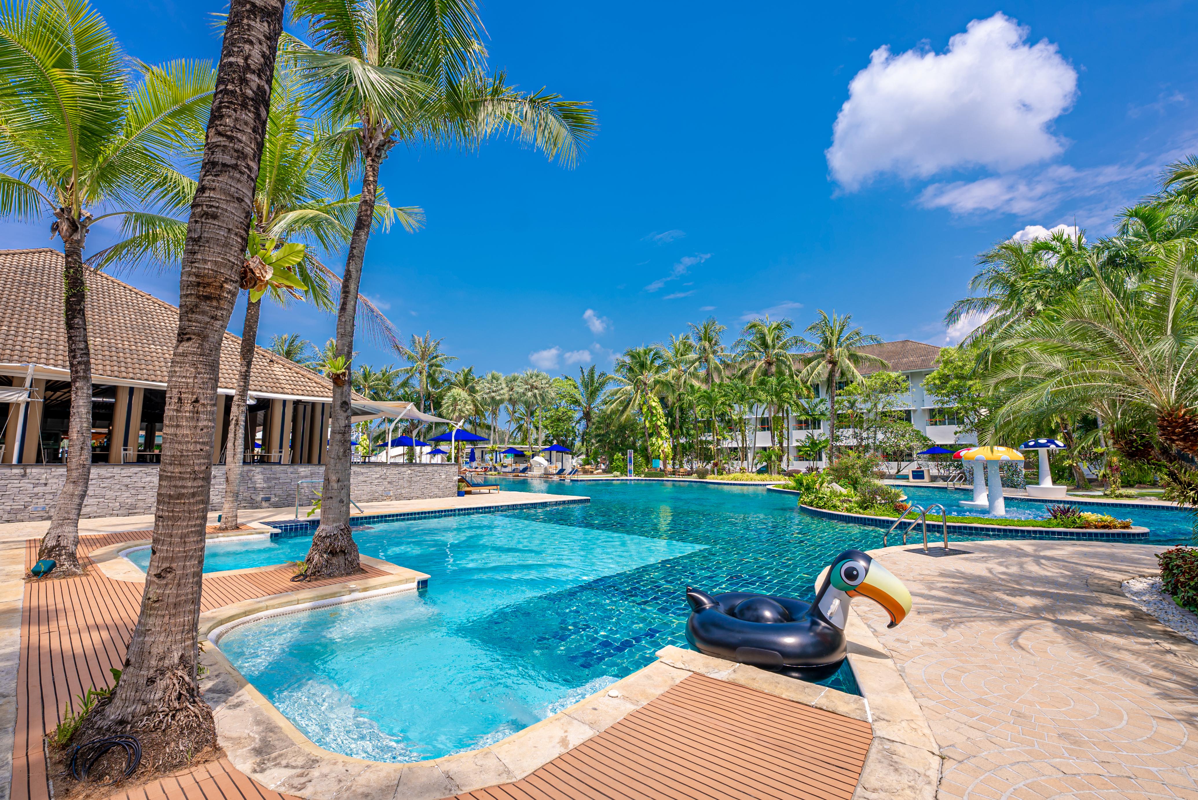 Nh Boat Lagoon Phuket Resort Eksteriør billede